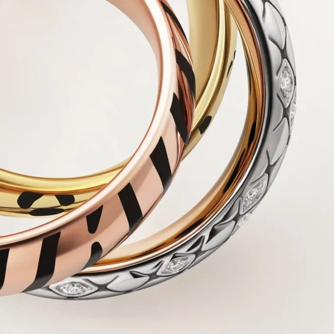 Trinity-ring, lak, halvpavé Trinity-ring, lak, halvpavé